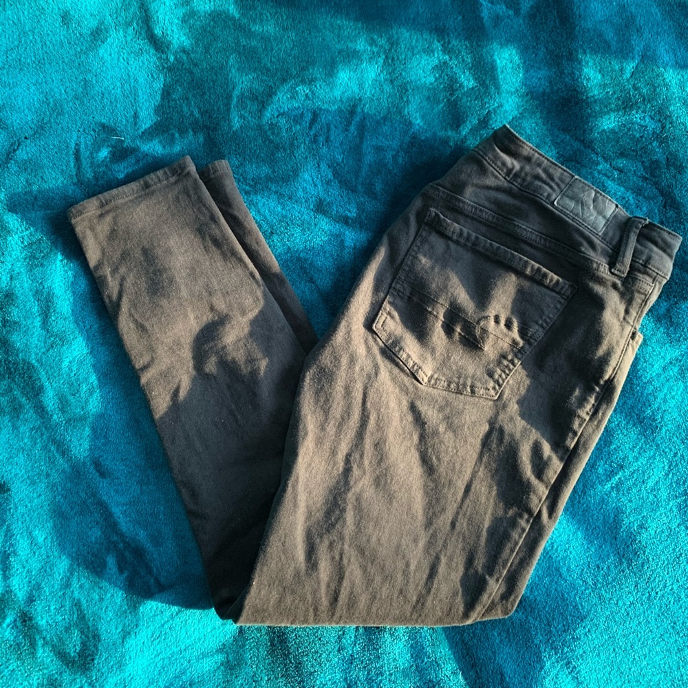 Black American eagle ripped jeans